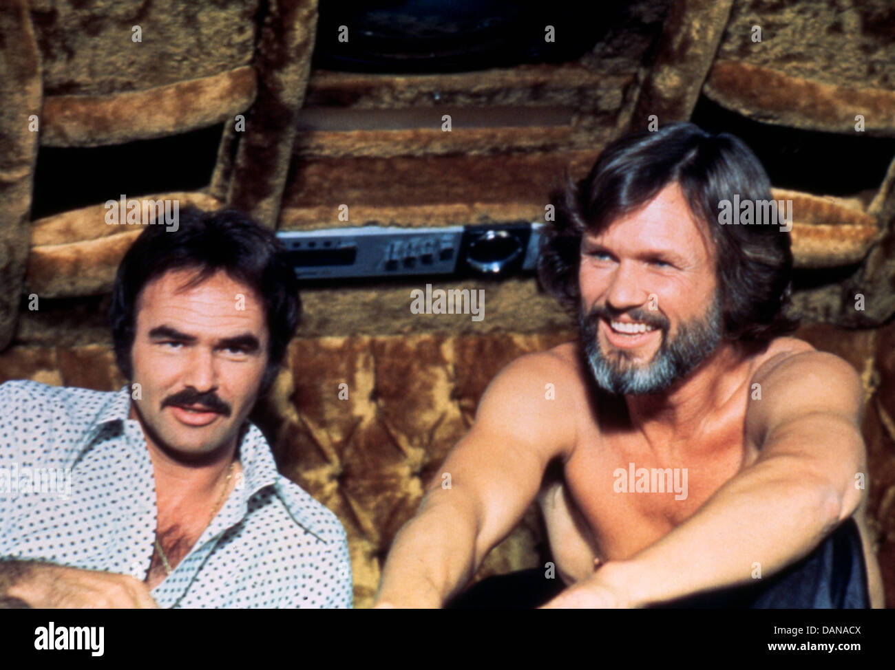 HALB HART (1977) HALB-HART (ALT) BURT REYNOLDS, KRIS KRISTOFFERSON, MICHAEL RITCHIE (DIR) SMT 005 MOVIESTORE SAMMLUNG LTD Stockfoto