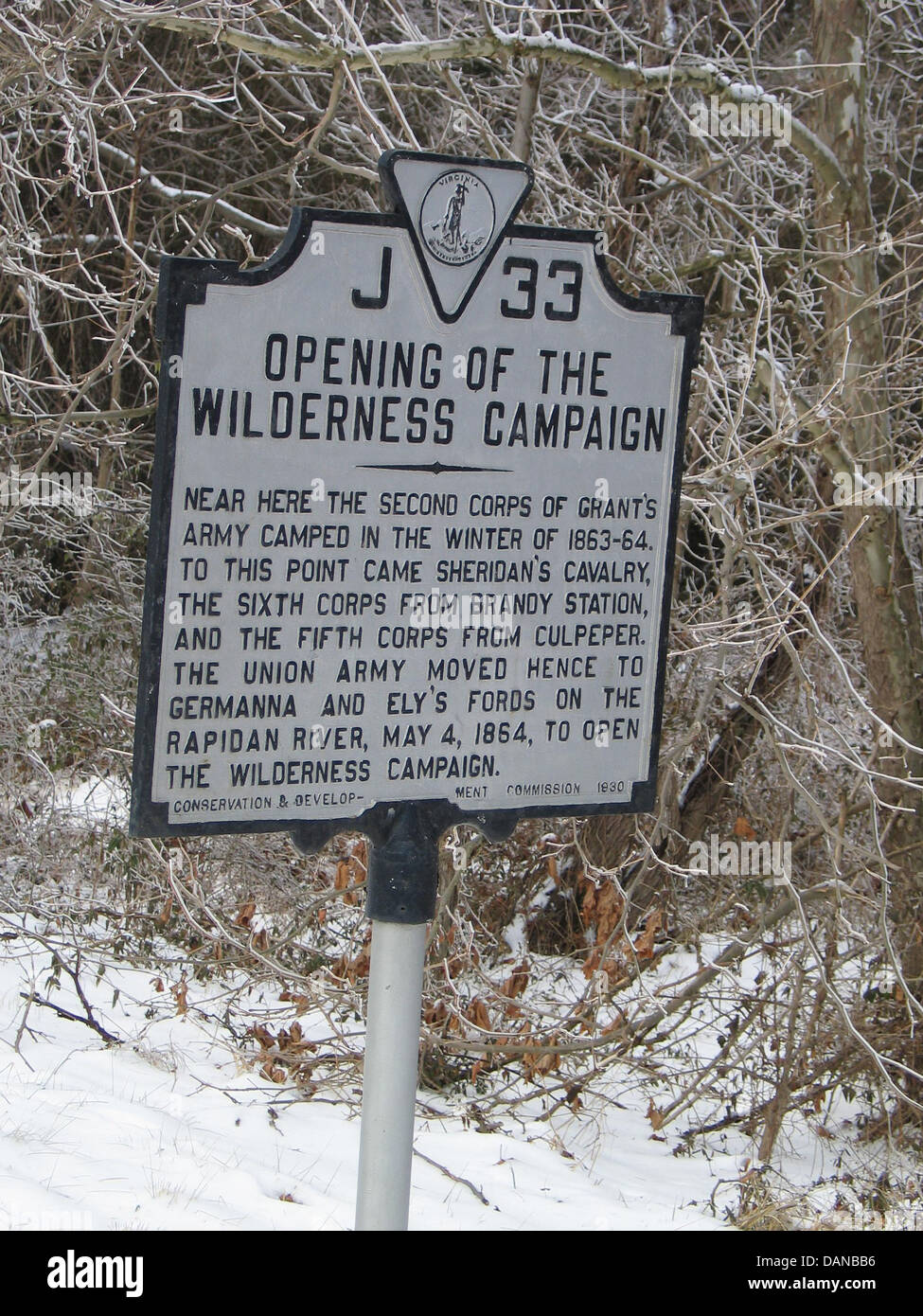 Eröffnung von THE WILDERNESS Kampagne hier die zweite Grants Armee-Korps in der Nähe lagerten im Winter 1863-74. An diesem Punkt kam Sheridans Kavallerie, das sechste Corps von Brandy Station und das fünfte Korps von Culpeper. Der Unions-Armee zog daher Germanna und Ely es Furten am Rapidan River, 4. Mai 1864, um die Wildnis-Kampagne zu öffnen. Erhaltung & Development Commission, 1930. Stockfoto