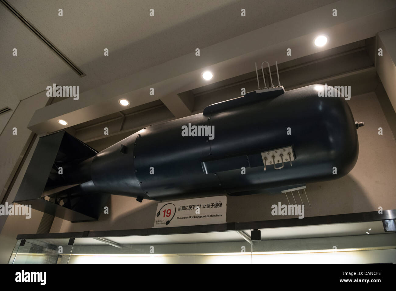 Full-Size-Modell der Atombombe "Little Boy" in Hiroshima Peace Memorial Museum, Japan Stockfoto