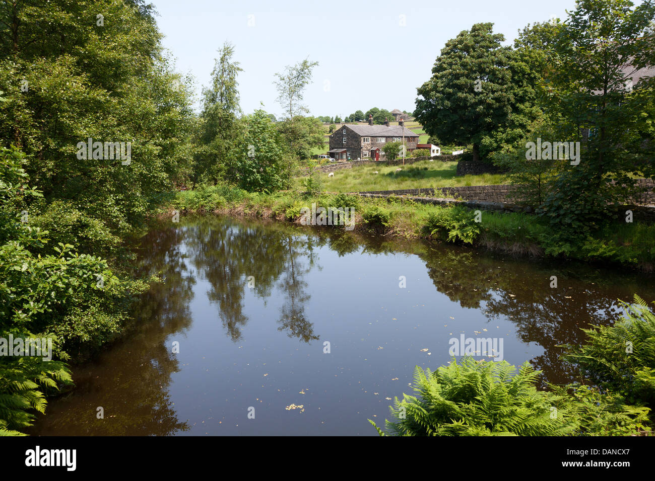 Ländliche Landschaft und Bauernhaus, Lumbutts, West Yorkshire Stockfoto