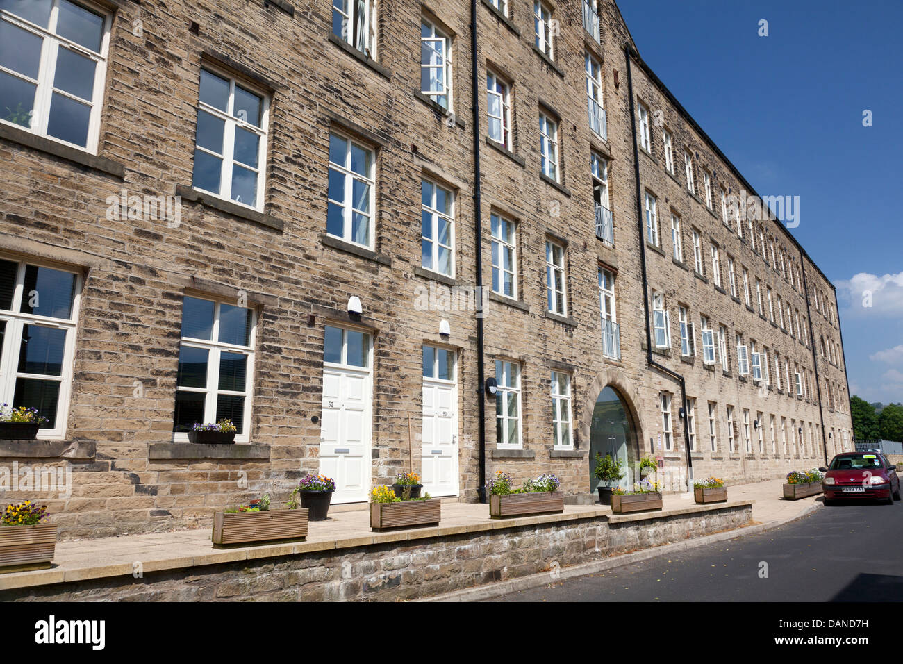 Hafer Royd Mill, jetzt umgewandelt in Wohnungen, Luddenden, West Yorkshire, Großbritannien Stockfoto
