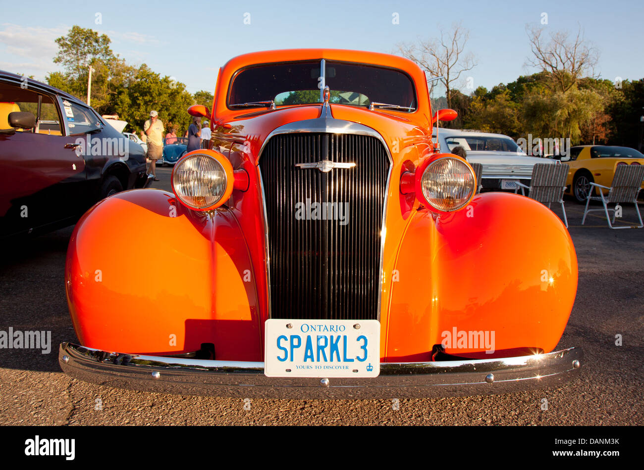 Orange Vintage gm Limousine bei Auto-show Stockfoto