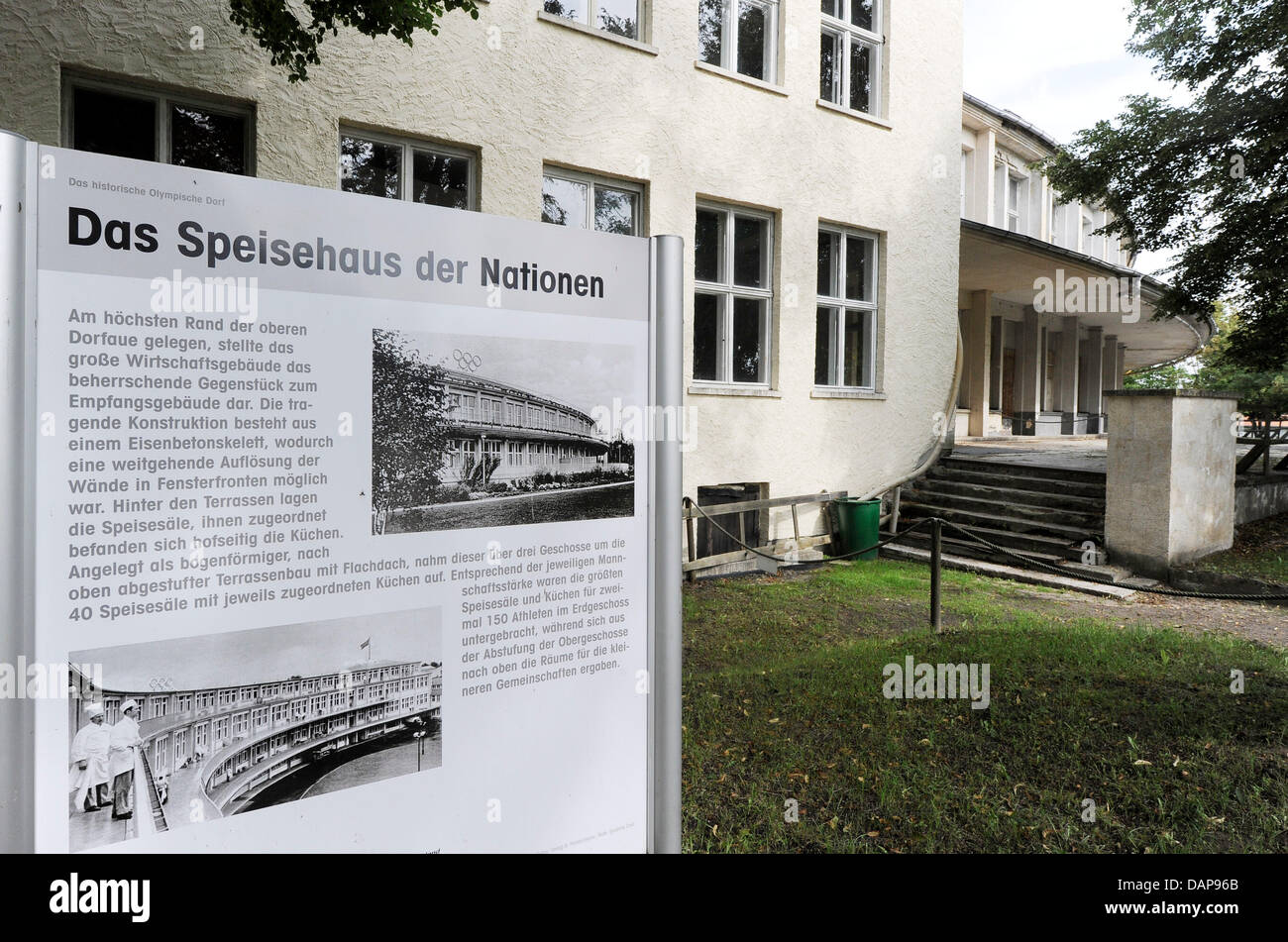 Ein Blick Auf Die Essen Haus Der Nationen Speisehaus Der