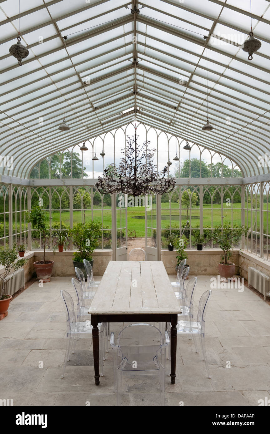 Glas-Wintergarten von Gloucestershire-Landgut Stockfoto