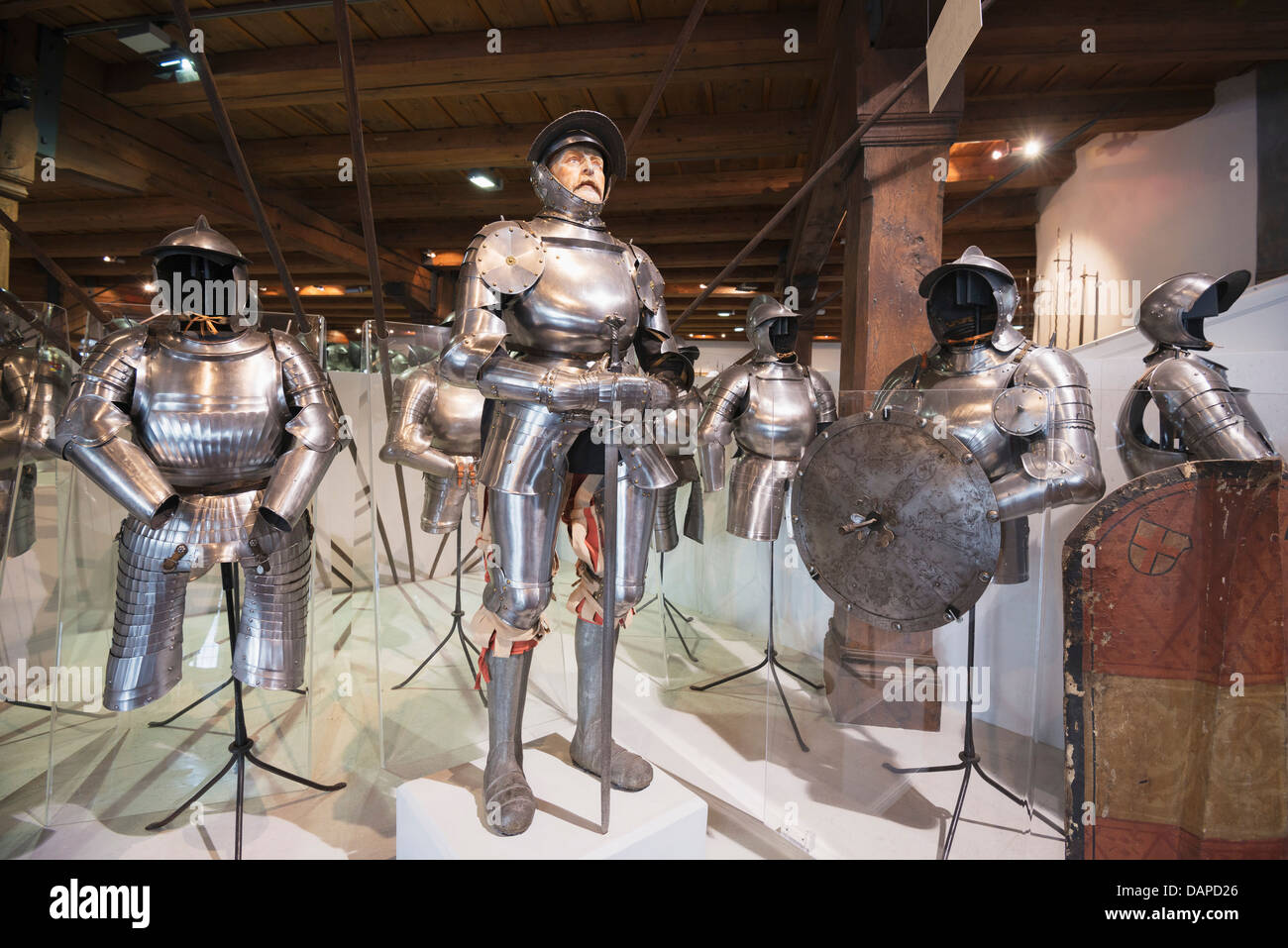 Europa, Schweiz, Solothurn, Museum Altes Zeughaus-Arsenal-Museum, Anzug  Rüstung Stockfotografie - Alamy