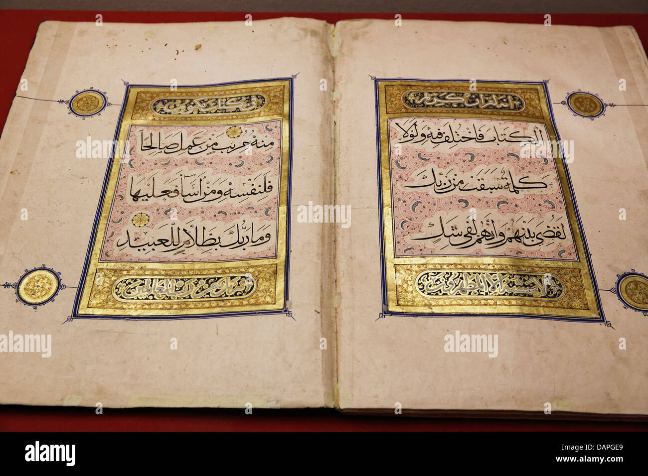 Europa, Türkei, Istanbul, offene Koran an Ibrahim Pascha Palast Stockfoto