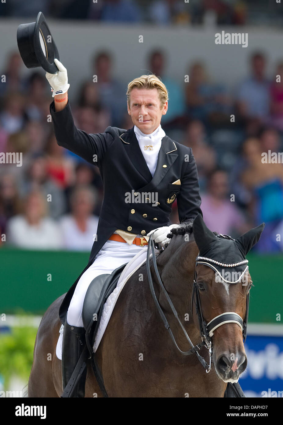 Niederländischen Reiter Edward Gal in Aktion auf seinem Pferd Sisther de Jeu der Grand Prix Special bei der Dressur-Europameisterschaft in Rotterdam, Niederlande, 20. August 2011.  Foto: Uwe Anspach Stockfoto