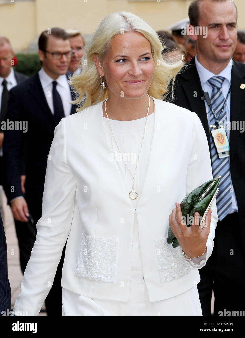 Norwegische Kronprinzessin Mette-Marit besucht die Feierlichkeiten anlässlich der 10. Hochzeitstag des norwegischen Kronprinzen-Paares an der Universität in Oslo, Norwegen, 25. August 2011. Foto: Patrick van Katwijk Stockfoto