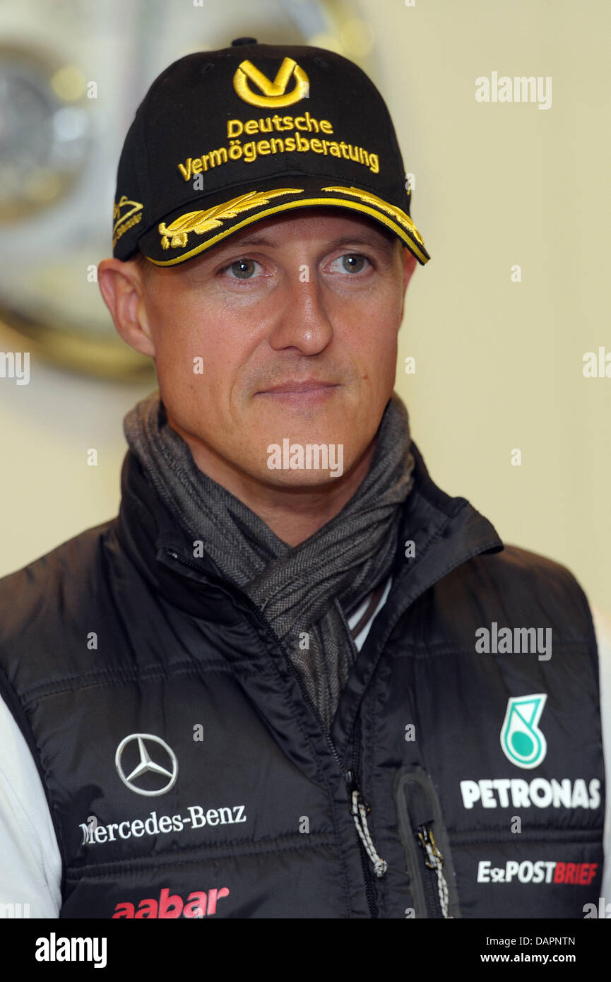 Deutsche Formel1 Rennfahrer Michael Schumacher Mercedes GP Pictiured an seinem Geburtstag im Mercedes GP Wohnmobil am Circuit de Spa-Francorchamps in der Nähe von Spa, Belgien, 27. August 2011. Bei der belgischen GP 1991 Michael Schumacher fuhr sein erstes Formel-1 Rennen - 20 Jahre später ist er immer noch da. Foto: David Ebener dpa Stockfoto