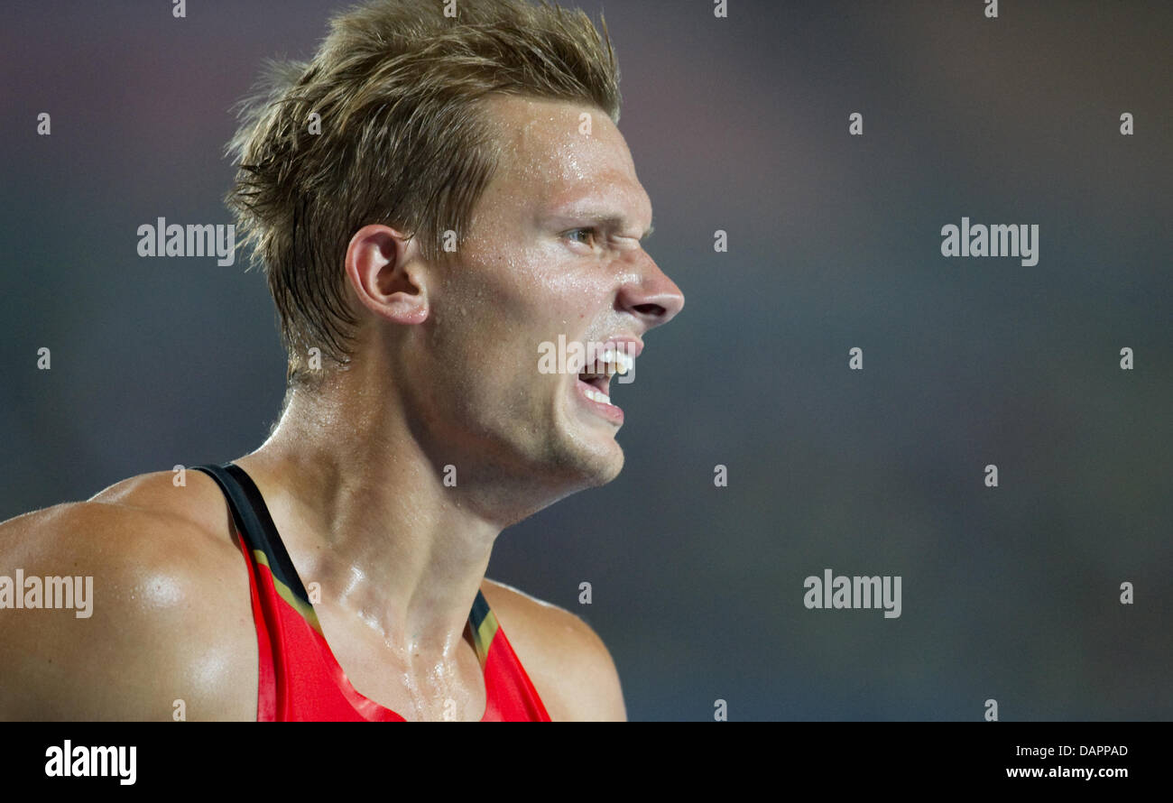 Pascal Behrenbruch Deutschland reagiert nach 1500 m der Männer von der Decathlon-Wettbewerb bei der 13. IAAF Weltmeisterschaften in Daegu, Südkorea, 28. August 2011. Foto: Bernd Thissen Dpa +++(c) Dpa - Bildfunk +++ Stockfoto