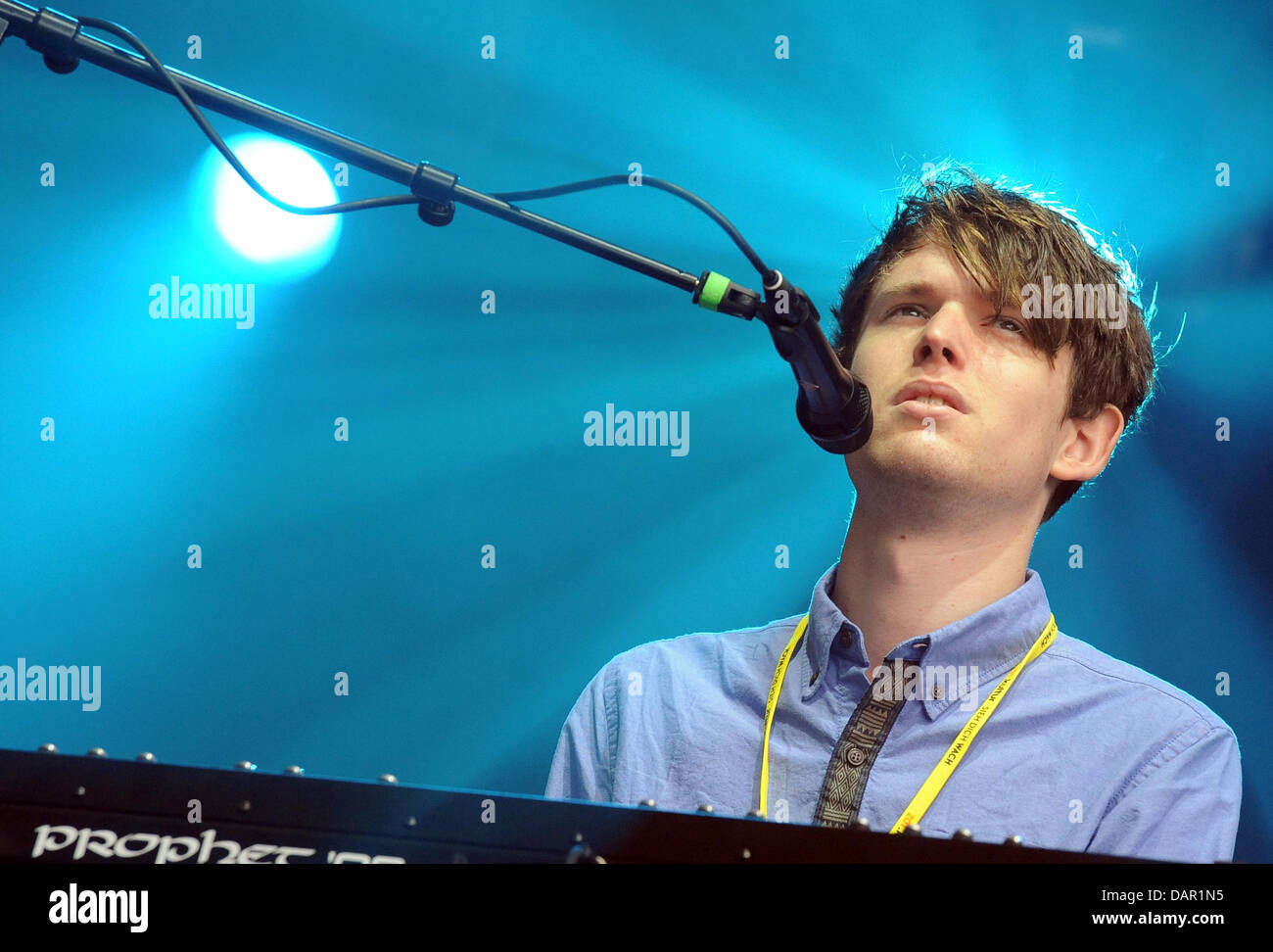 Britischer Sänger James Blake führt beim Berlin Festival 2011 im Rahmen der Berlin Music Week auf dem ehemaligen Flughafen Tempelhof in Berlin, Deutschland, 9. September 2011. 77 Bands sind auf dem zweitägigen Festival durchführen. Foto: Britta Pedersen Stockfoto