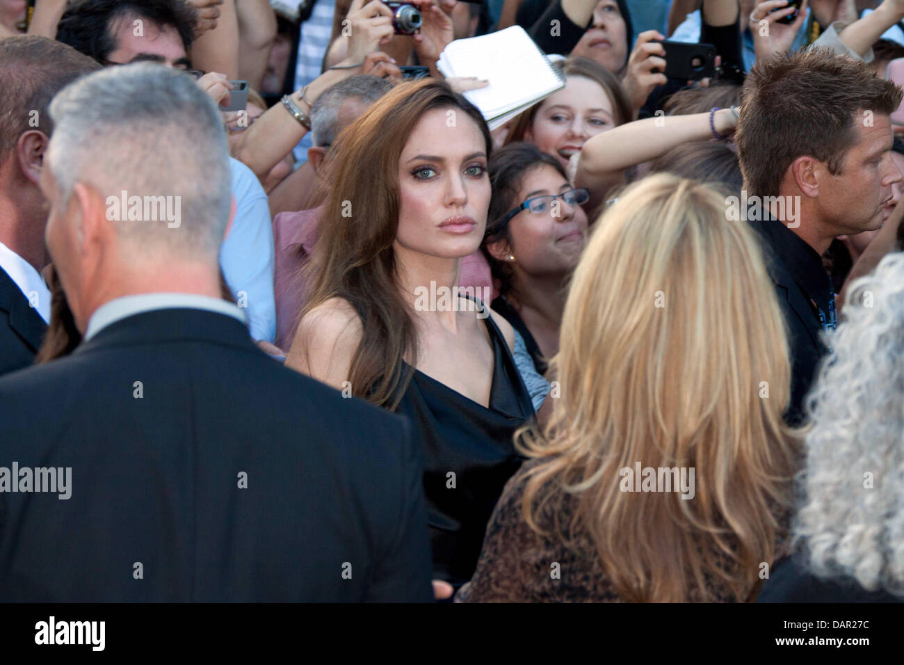 US-Schauspielerin Angelina Jolie kommt bei der Premiere von "Moneyball" auf dem Toronto International Film Festival, TIFF, bei Roy Thomson Hall in Toronto, Kanada, am 9. September 2011. Foto: Hubert Boesl Stockfoto