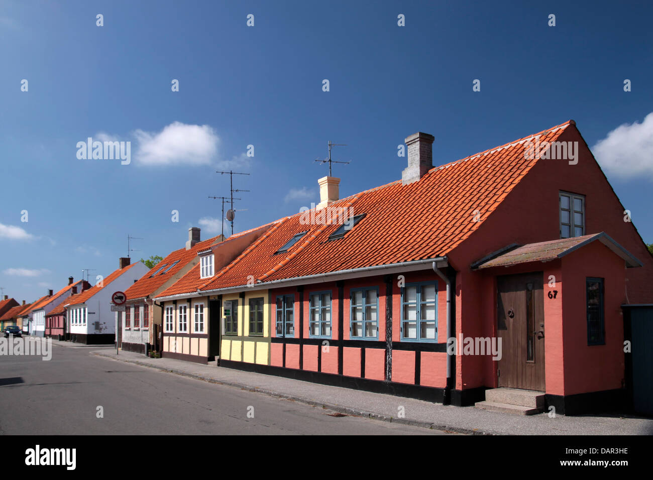Bunte Fachwerkhäuser in Nexo auf Bornholm, Dänemark Stockfoto