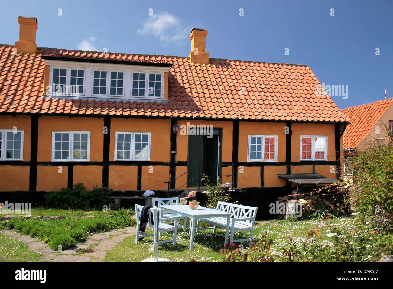 Idyllisches Landhaus in Gudhjem auf Bornholm, Dänemark Stockfoto