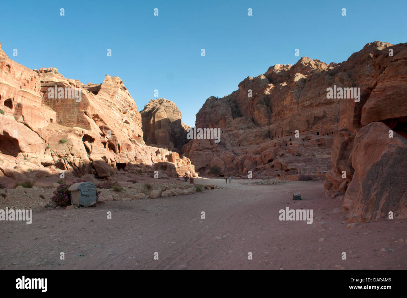 Nabatäer Gebäude ausgegraben in den Felsen, Petra, Jordanien Stockfoto