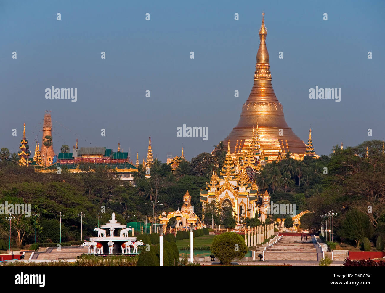 Shwedagon-Pagode in Yangon. Stockfoto