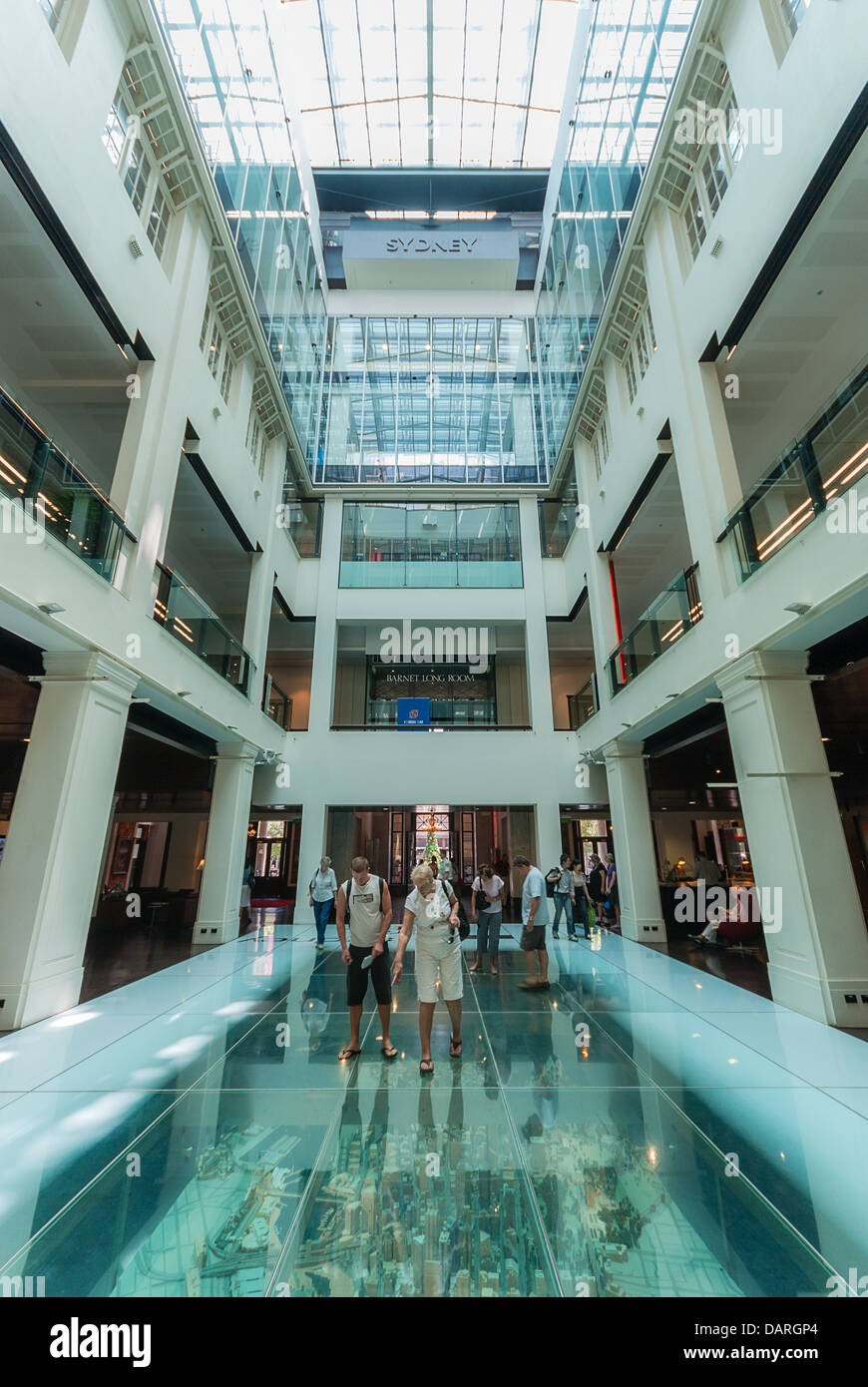 Das große Atrium des Customs House, eines der schönsten Bauwerke Sydneys. Stockfoto