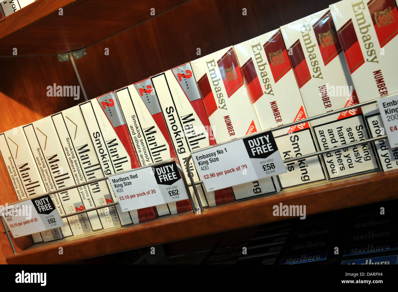 Duty Free Zigaretten zu verkaufen, zollfrei Tabak Stockfoto