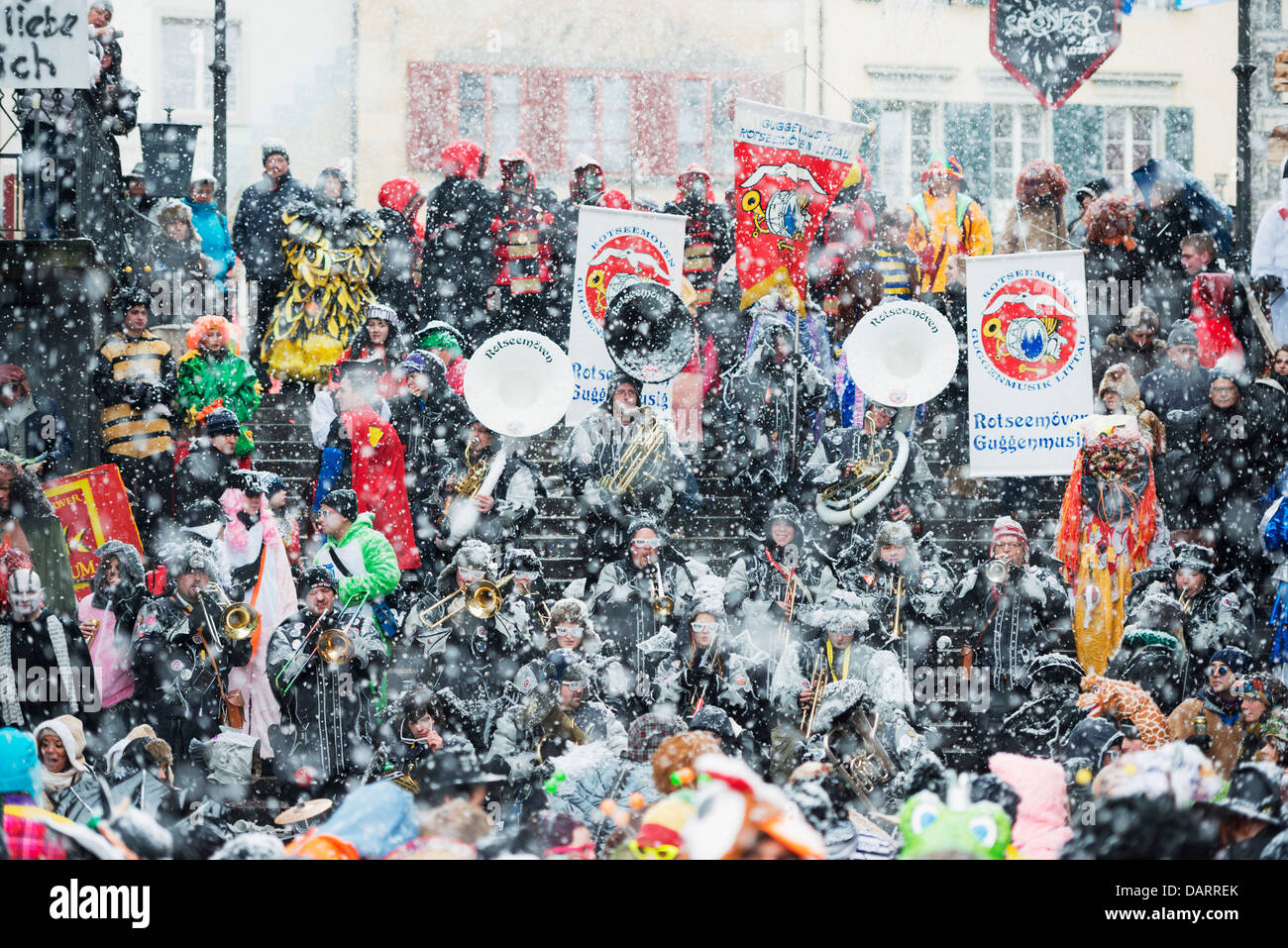 Europa, Schweiz, Luzern, Fasnact Frühjahr Karnevalsumzug Stockfoto
