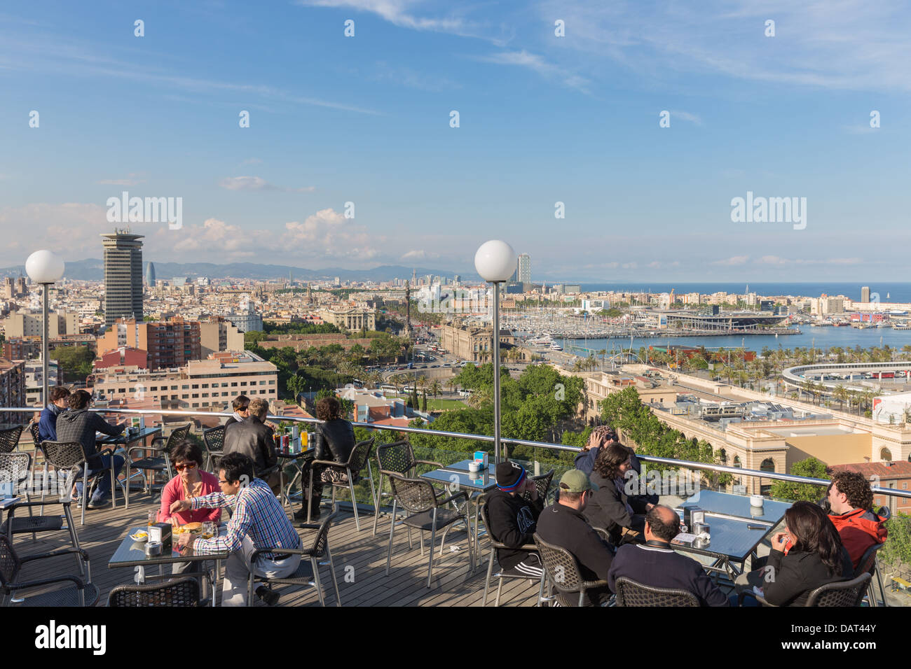 Luftaufnahme von Barcelona gesehen von der Terrasse des Restaurant Miramar am Berg Montjuic Stockfoto