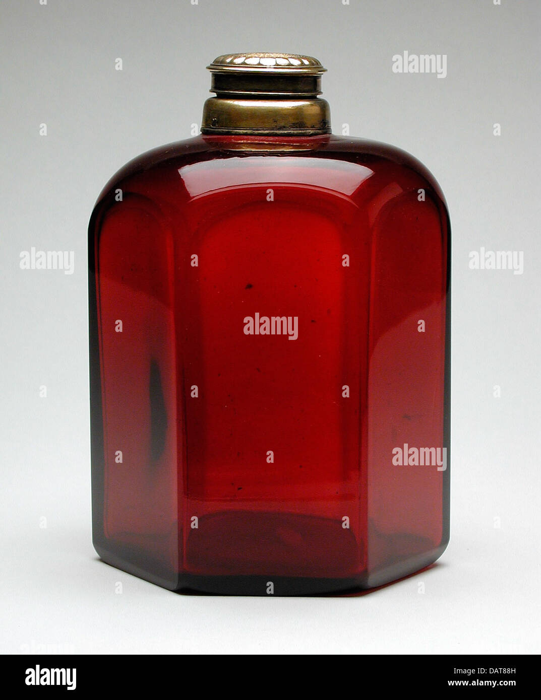 Flasche mit Deckel 48.24.46a-b Stockfoto