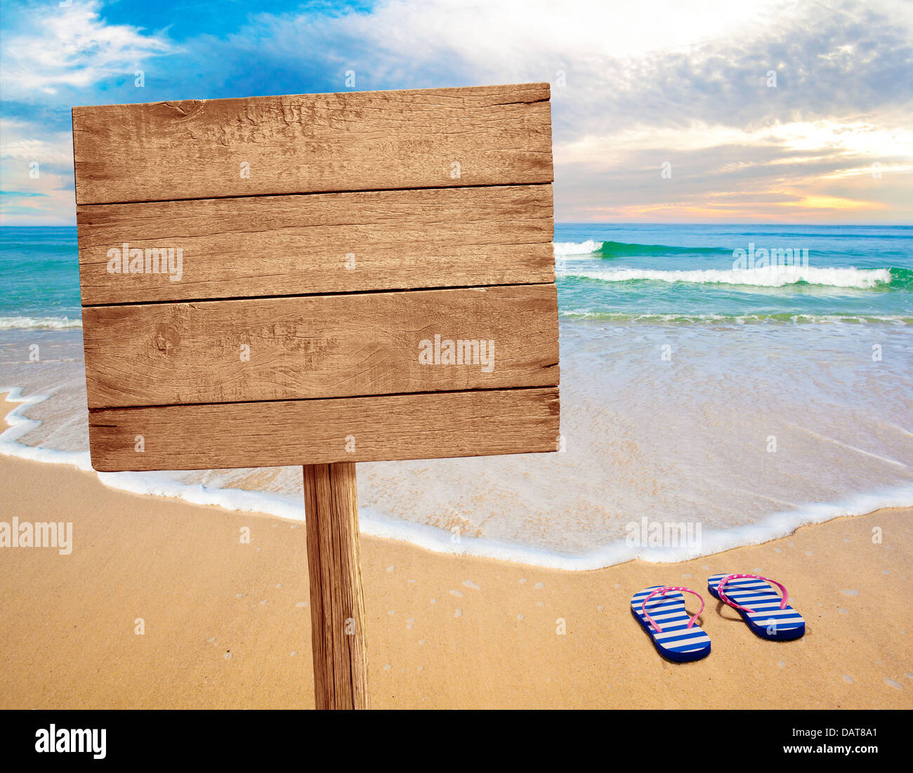 Holz Schild am Strand Stockfoto