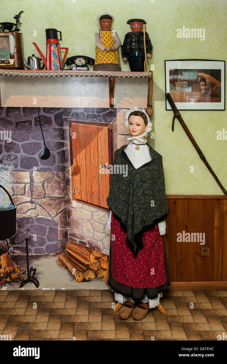 Innenraum der Auberge La Riboule Landgasthof. Riotord. Haute-Liore. Auvergne. Frankreich Stockfoto