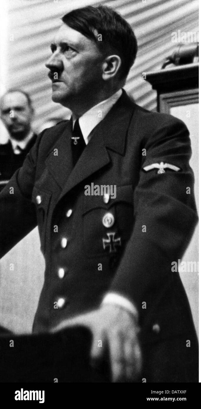 Hitler, Adolf, 20.4.1889 - 30.4.1945, deutscher Politiker (NSDAP), Reichskanzler 30.1.1933 - 30.4.1945, während der Ansprache im Reichstag, Krolloper, Berlin, 1.9.1939, Stockfoto