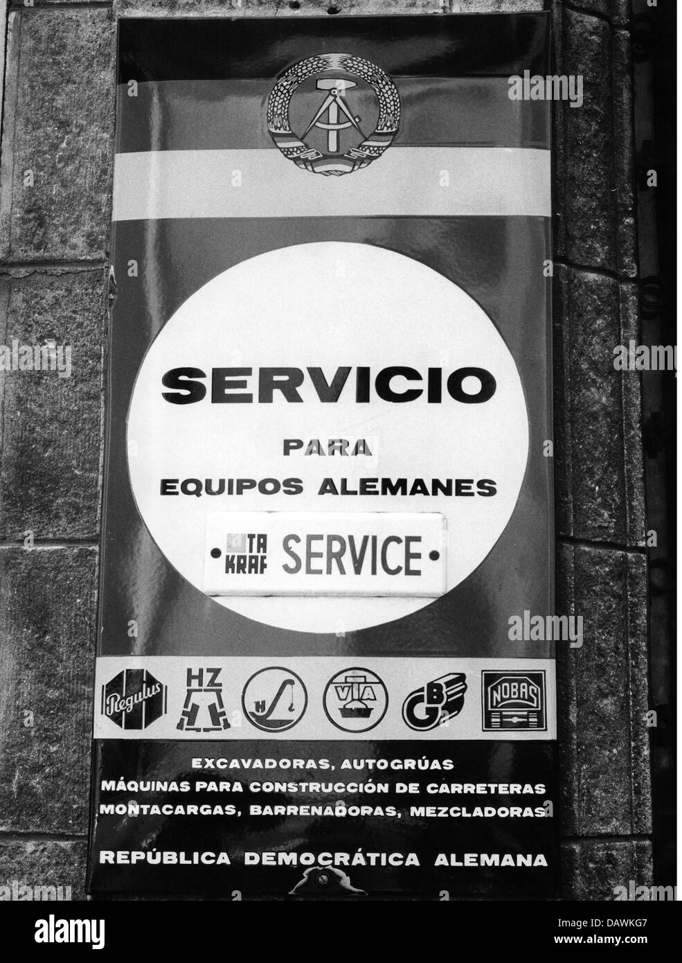Werbung, Service, Zeichen einer Servicestelle für importierte Geräte aus Ostdeutschland, Havanna, Kuba, August 1971, Zusatzrechte-Abfertigung-nicht vorhanden Stockfoto
