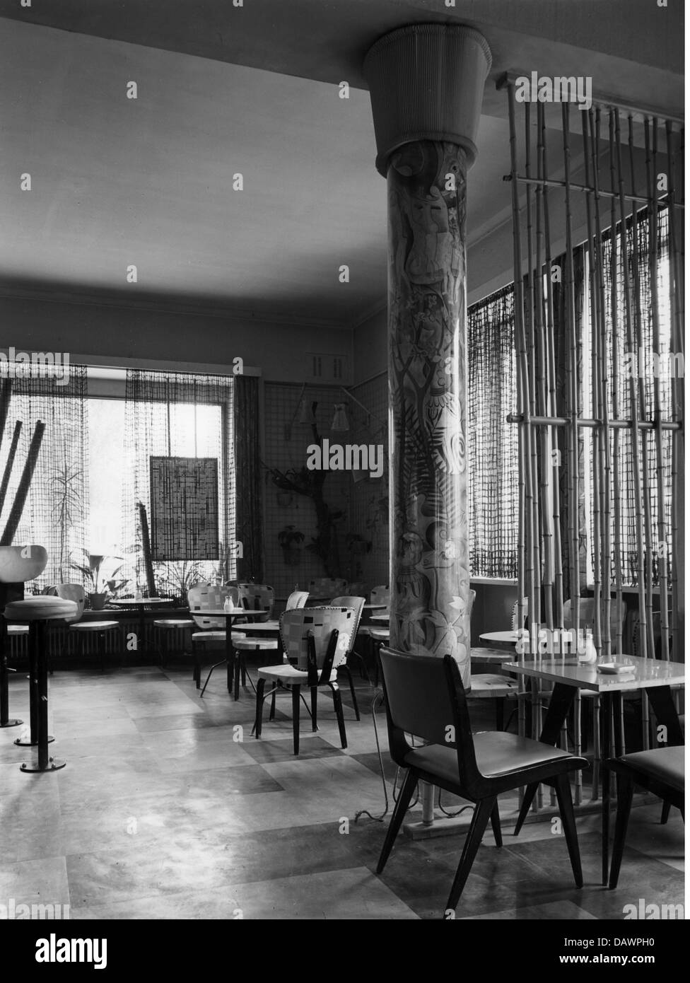 Gastronomie, Café, Deutschland, 1955, zusätzlicheRechteClearenzen