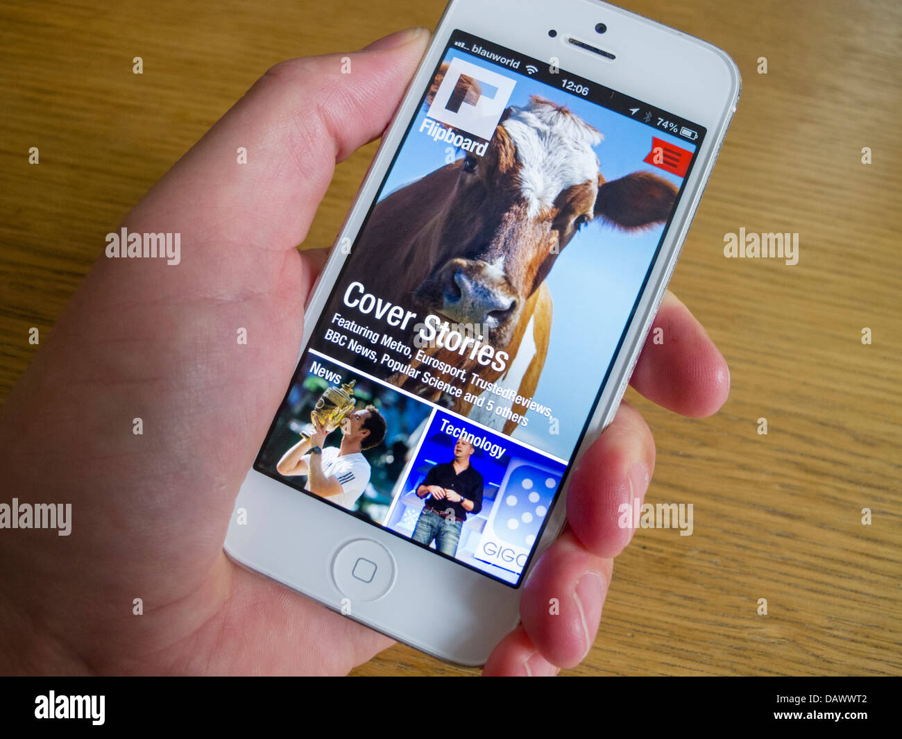 Flipboard-social-Media-app auf weißes iPhone 5 smartphone Stockfoto