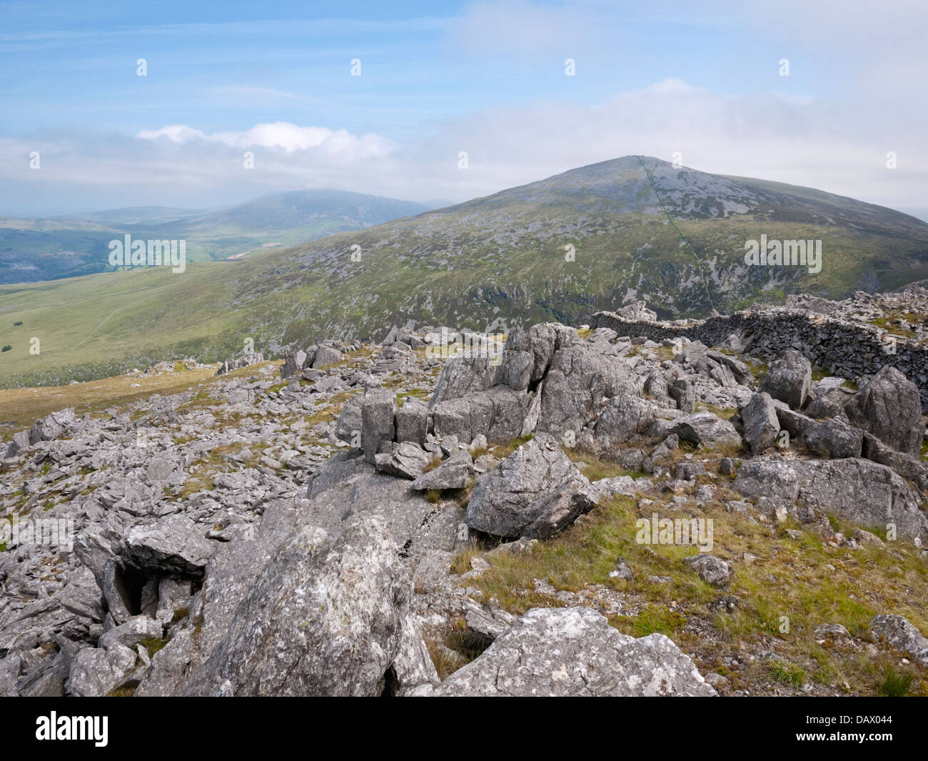 Der Snowdonia Nantlle Ridge - Garnedd-Goch von Mynydd Graig Goch betrachtet Stockfoto