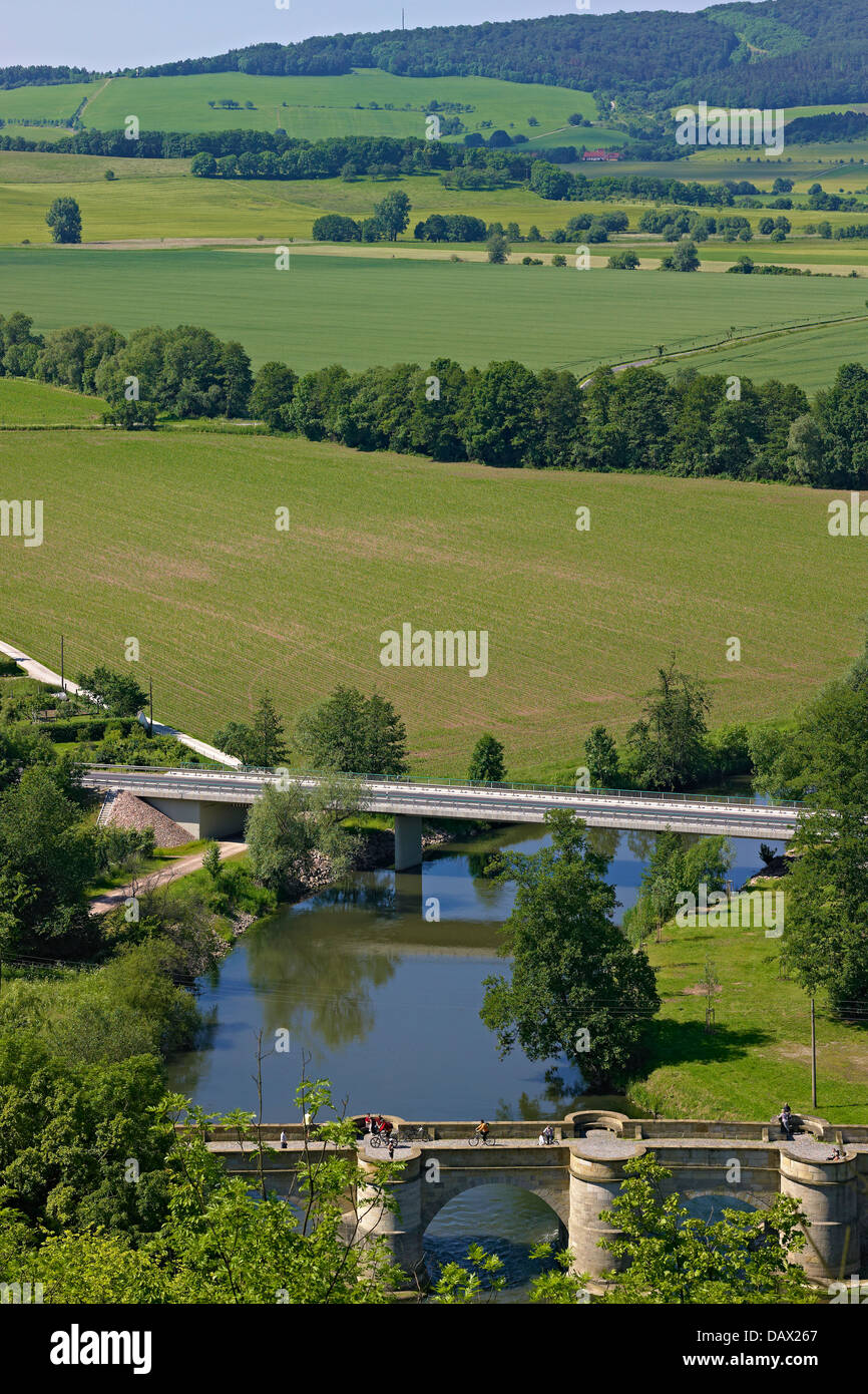 Alten Werra-Brücke und Werratal, Creuzburg, Thüringen, Deutschland Stockfoto