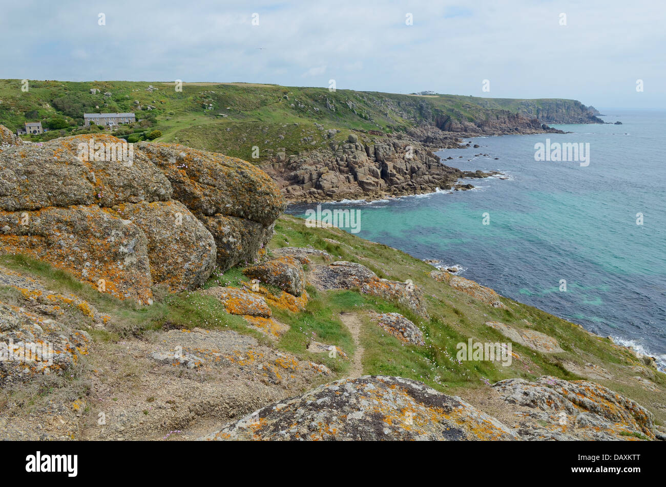 South West Coastal Path in der Nähe von Lands End, Cornwall, England, UK Stockfoto