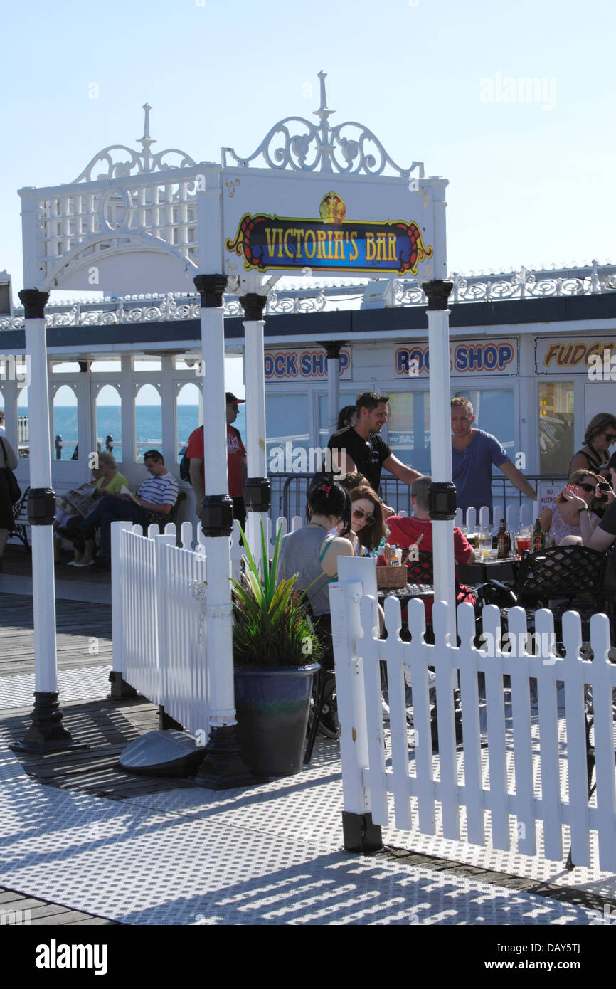 Victorias Bar auf Brighton Pier Sussex Stockfoto
