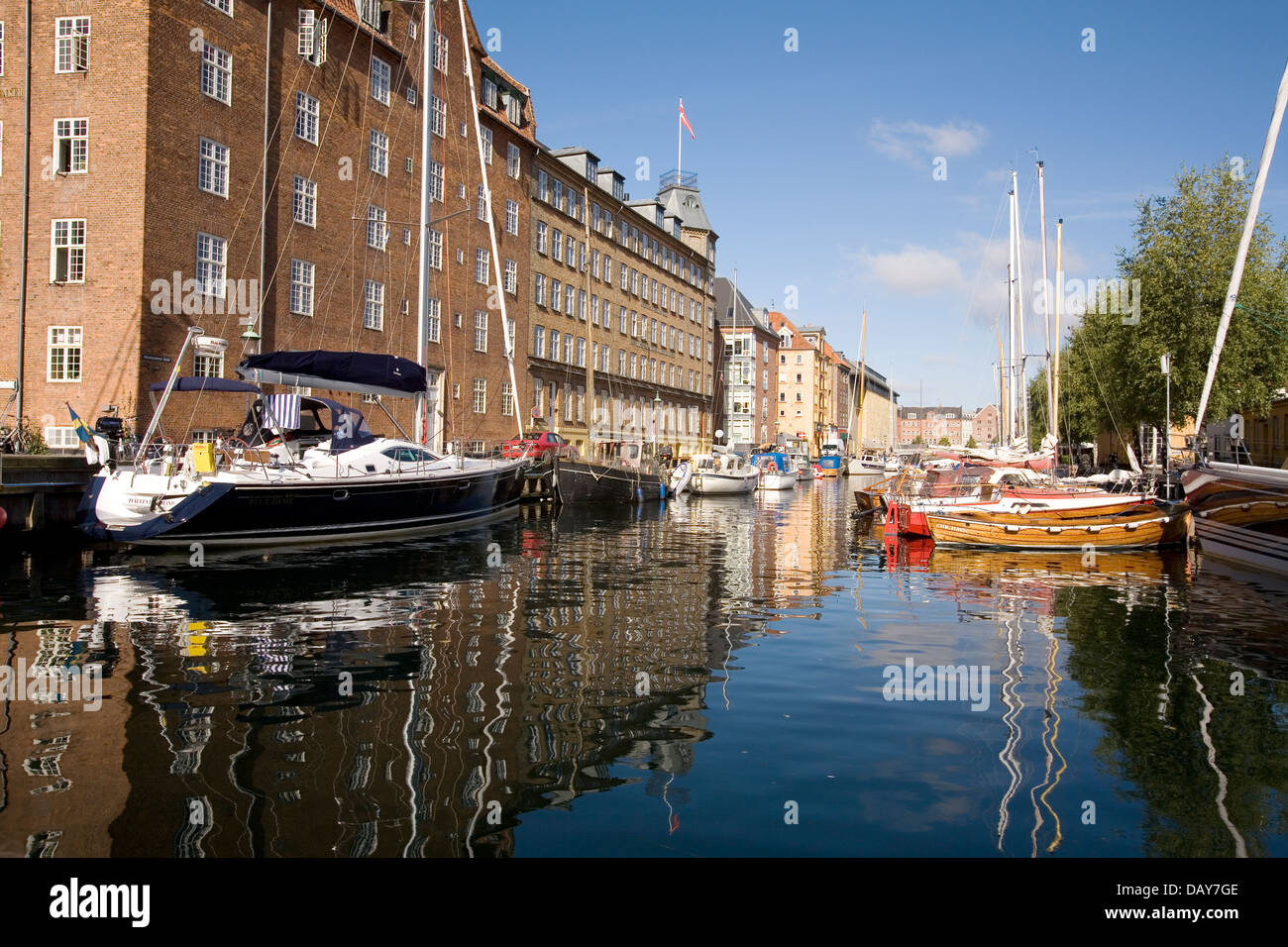 Kanal-Szene im Stadtteil Christianshavn von Kopenhagen, Dänemark. Stockfoto