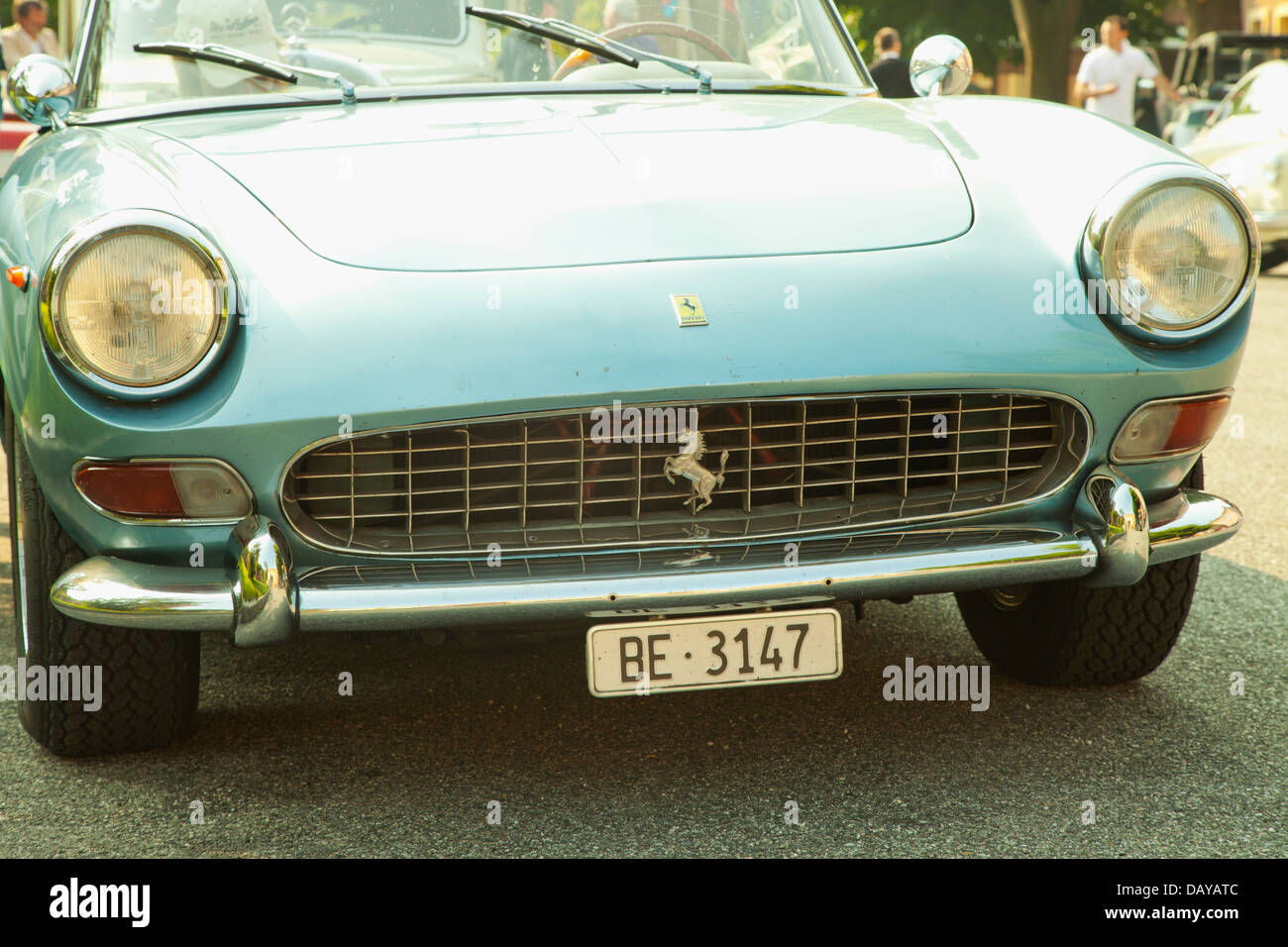 1966 Ferrari 275 zu Beginn des Rennens "Memorial Bordino" GTS in Casale Monferrato, Italien Stockfoto