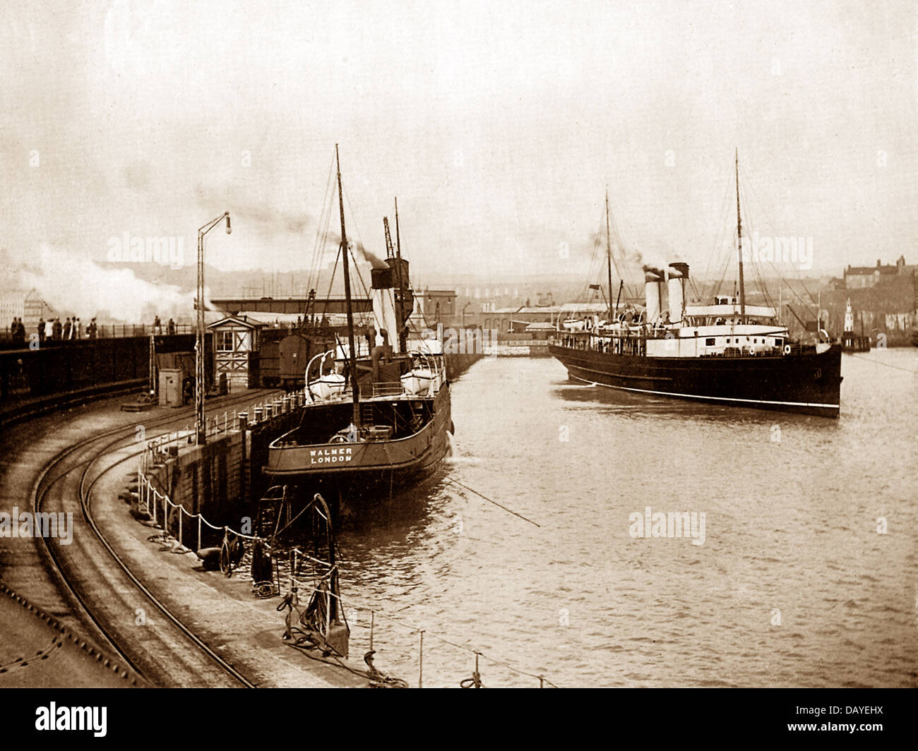 Folkestone Hafen Fähre nach Boulogne, 1900 Stockfoto