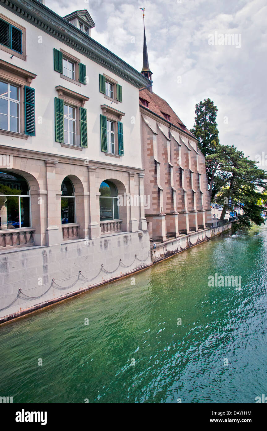 Am Flussufer Bauten, Zürich, Schweiz, Bundesrepublik Deutschland, Westeuropa Stockfoto