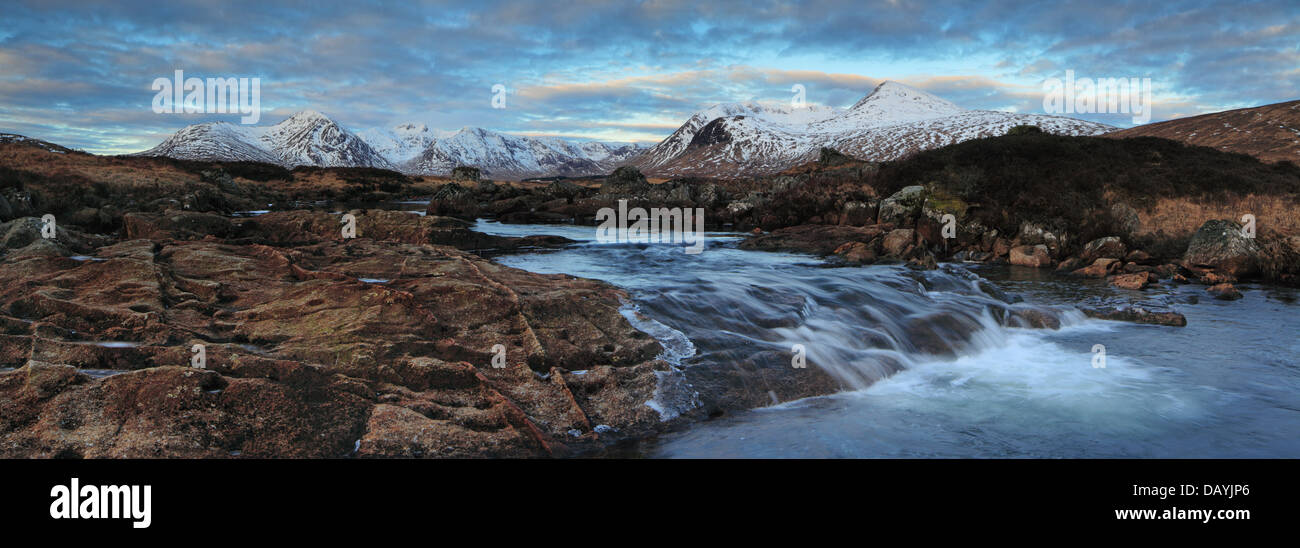 Man Na Stainge und schwarz auf Rannoch Moor in den Highlands von Schottland zu montieren Stockfoto