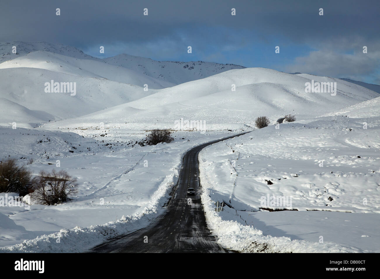 Die "Pigroot" (State Highway 85) im Winter, Otago, Südinsel, Neuseeland Stockfoto
