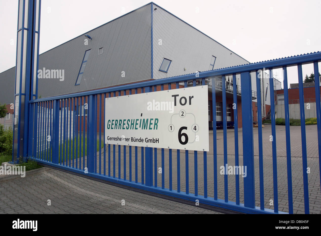 Das Bild zeigt den Eingang zur Anlage des Glas-Herstellers Gerresheimer in  Buende, Deutschland, 31. Mai 2007. Gerresheimer geht an die Börse am 11.  Juni. Foto: Achim Scheidemann Stockfotografie - Alamy