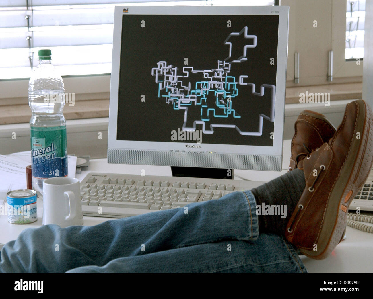 Das Bild zeigt eine grafische Screensaver-Motiv in Düsseldorf, Deutschland, 9. Juli 2007. Foto: Horst Ossinger Stockfoto