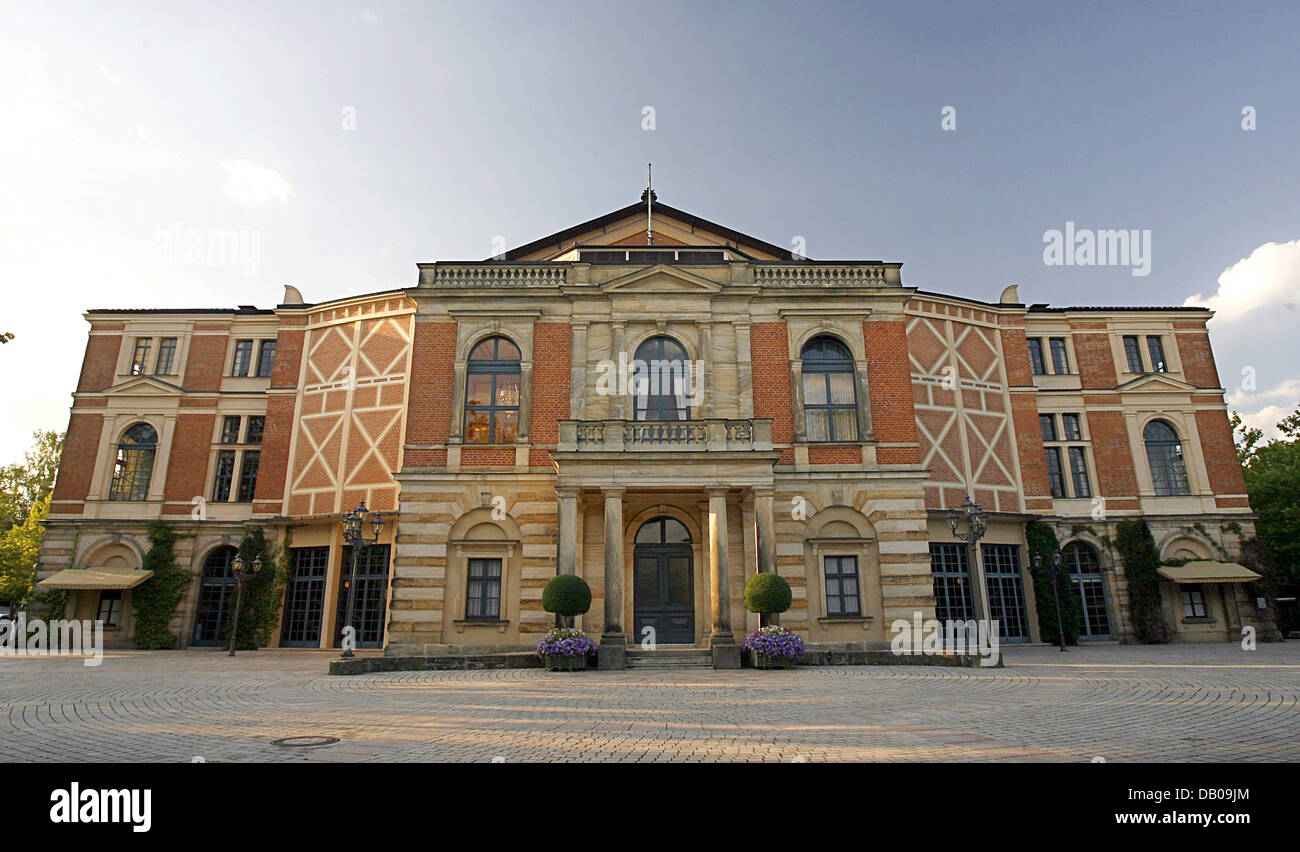Das Bild zeigt das Festspielhaus in Bayreuth, Deutschland, 17. Juli 2007. 2007-Richard-Wagner-Festspiele findet vom 25 bis 28 August in Bayreuth statt. Foto: Daniel Karmann Stockfoto