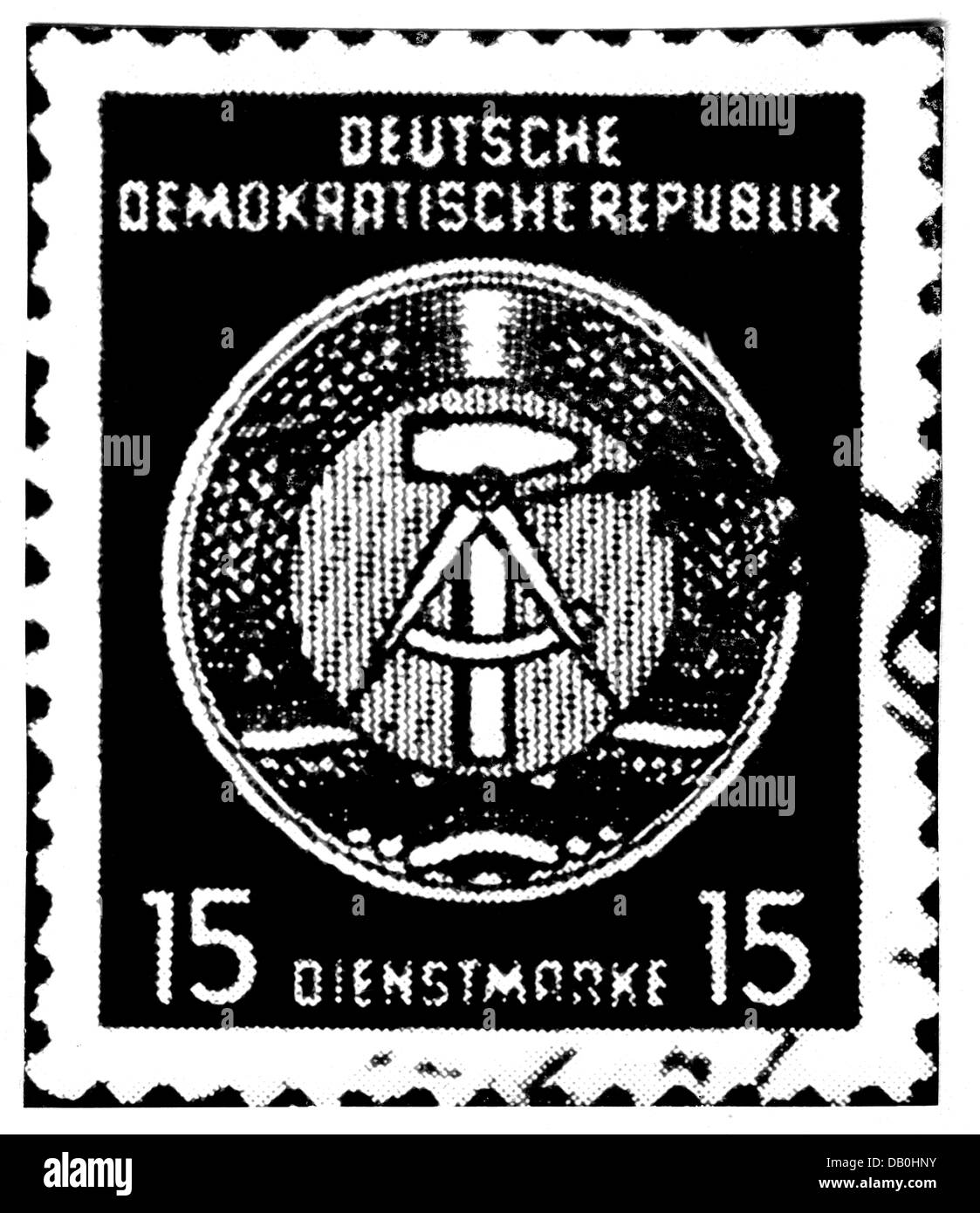 Post, Briefmarken, Deutschland, DDR, 15 Pfennig offizielle Briefmarke, 1954, Zusatzrechte-Abfertigung-nicht vorhanden Stockfoto