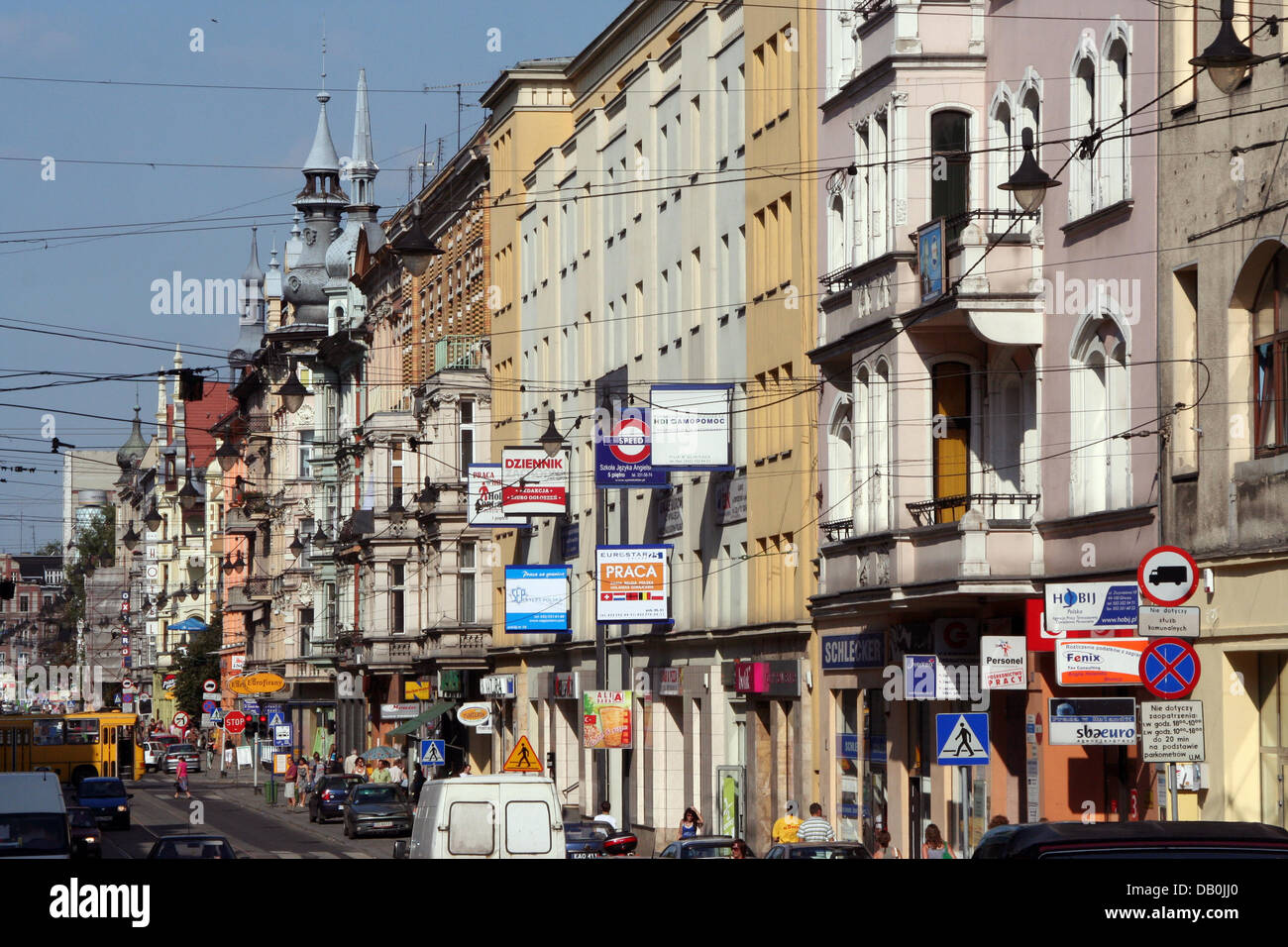 Das Bild zeigt die shopping Straße in Gliwice, Polen, 16. August 2007. Hitlers Regime gefälscht einen Angriff auf die Stadt-Radio-Station, einen Grund haben, dringen in Polen am 1. September 1939, dem Beginn des zweiten Weltkriegs. Foto: Lars Halbauer Stockfoto Das Bild zeigt die shopping Straße in Gliwice, Polen, 16. August 2007. Hitlers Regime gefälscht einen Angriff auf die Stadt-Radio-Station, einen Grund haben, dringen in Polen am 1. September 1939, dem Beginn des zweiten Weltkriegs. Foto: Lars Halbauer Stockfoto