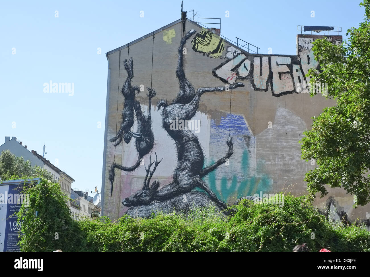 GRAFFITI AUF WÄNDEN IN BERLIN-KREUZBERG Stockfoto
