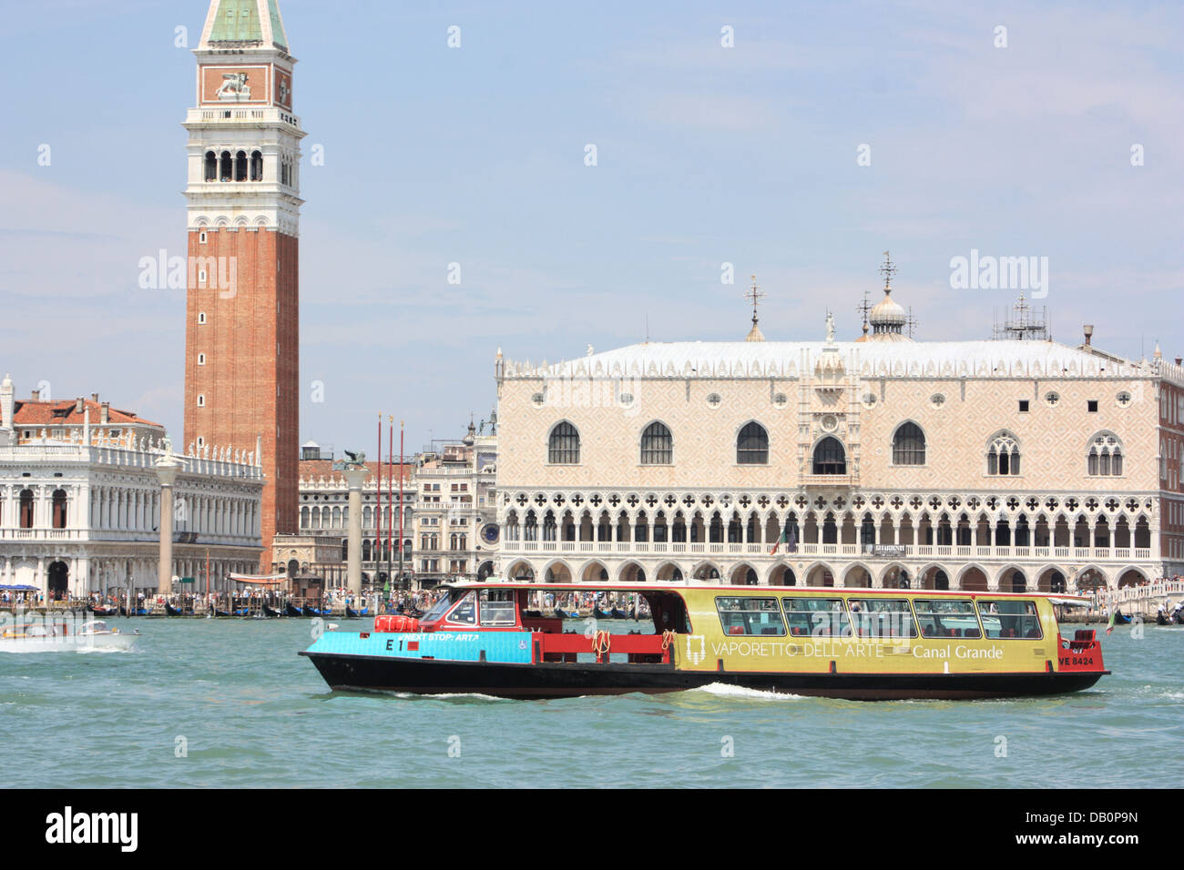Vaporetto Dell - Ausflugsschiff, Venedig Italien Stockfoto