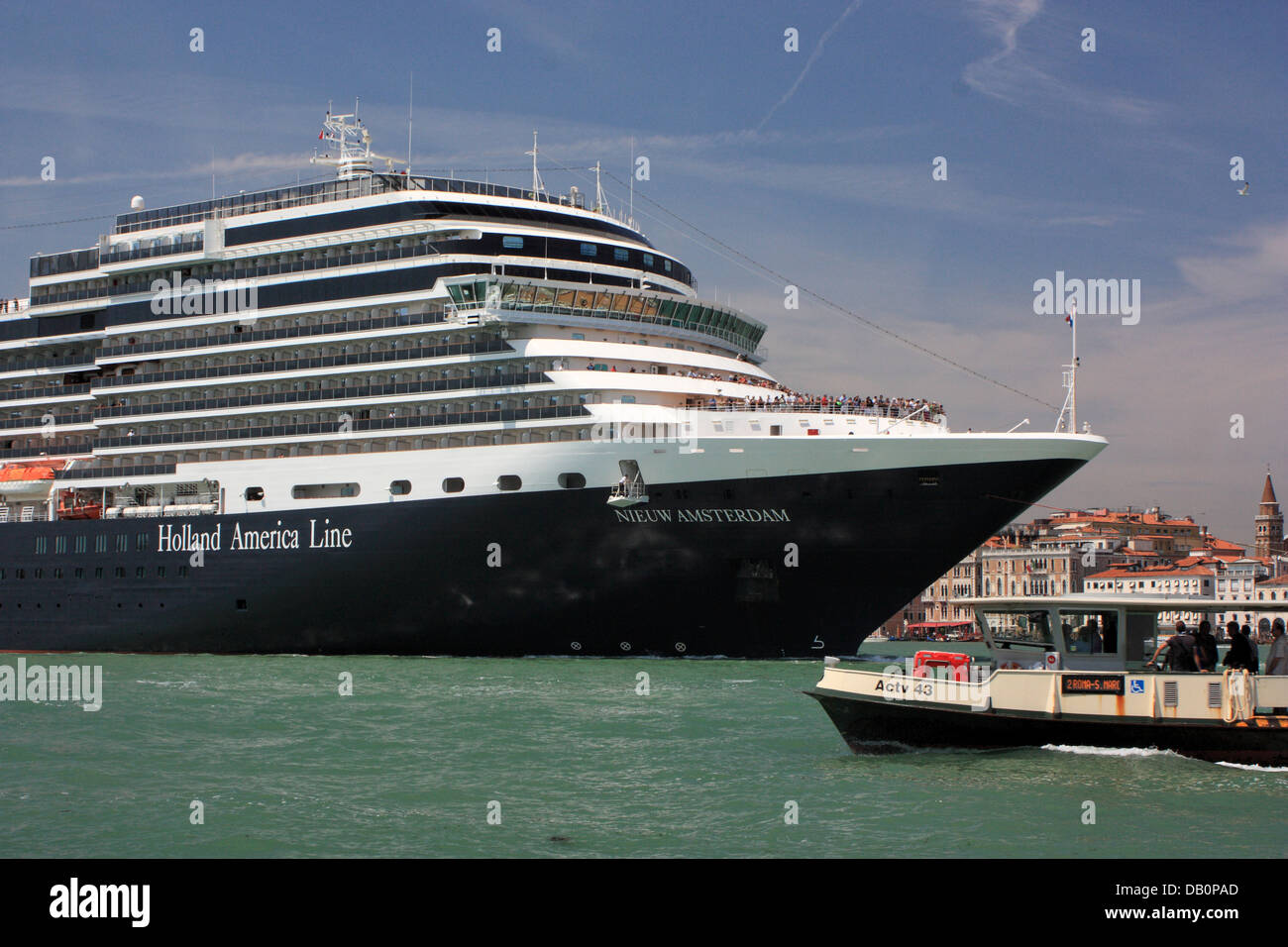 Kreuzfahrtschiff Nieuw Amsterdam, IMO 9378450 Stockfoto