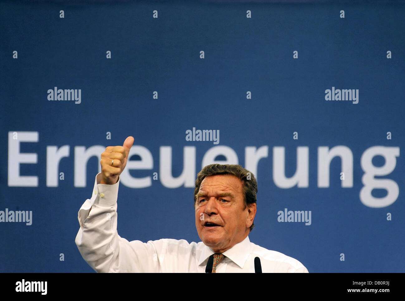 Gerhard schroeder rede Fotos und Bildmaterial in hoher Auflösung Alamy